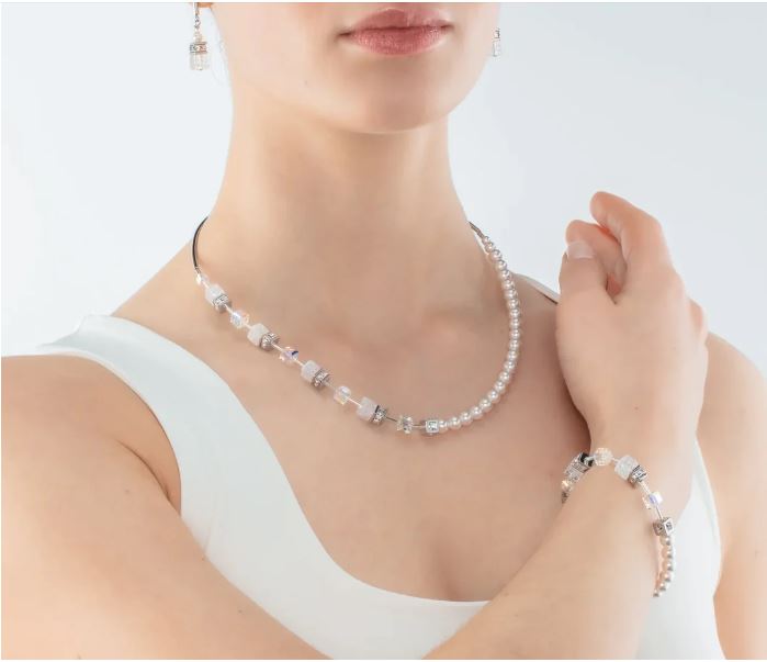 FUSION CRYSTAL PEARLS & WHITE GEOCUBE 5086_1400